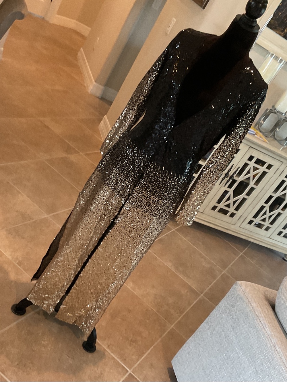 ALEXIA ADMOR sequin ombré duster, black/gold, size S
